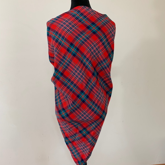 Vintage plaid Pendleton wrap shawl - Picture 4 of 7